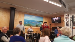 live-music live-music